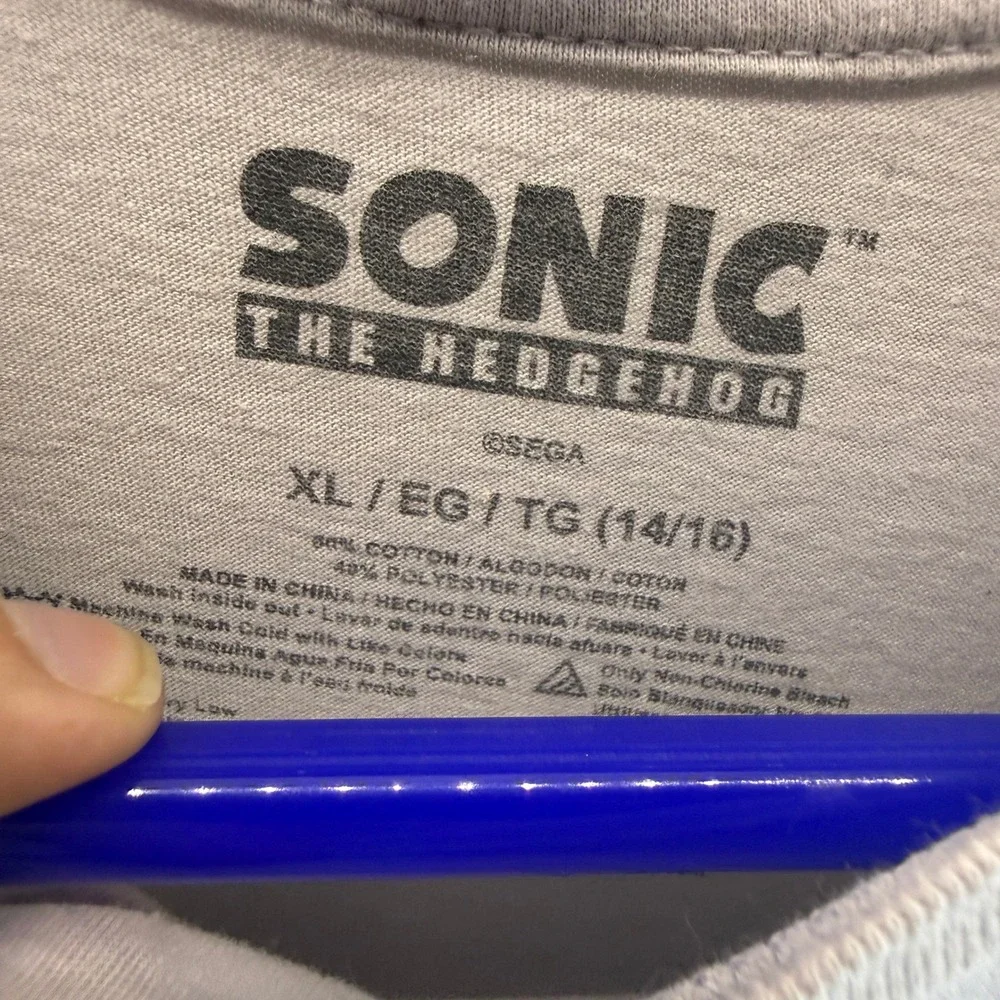 Sonic The Hedgehog Boys XL 14/16 Gray Graphic T-Shirt Sega Pixel Background 544